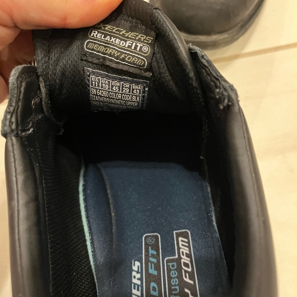 Sketchers size 12 men’s shoes - Picture 6 of 6